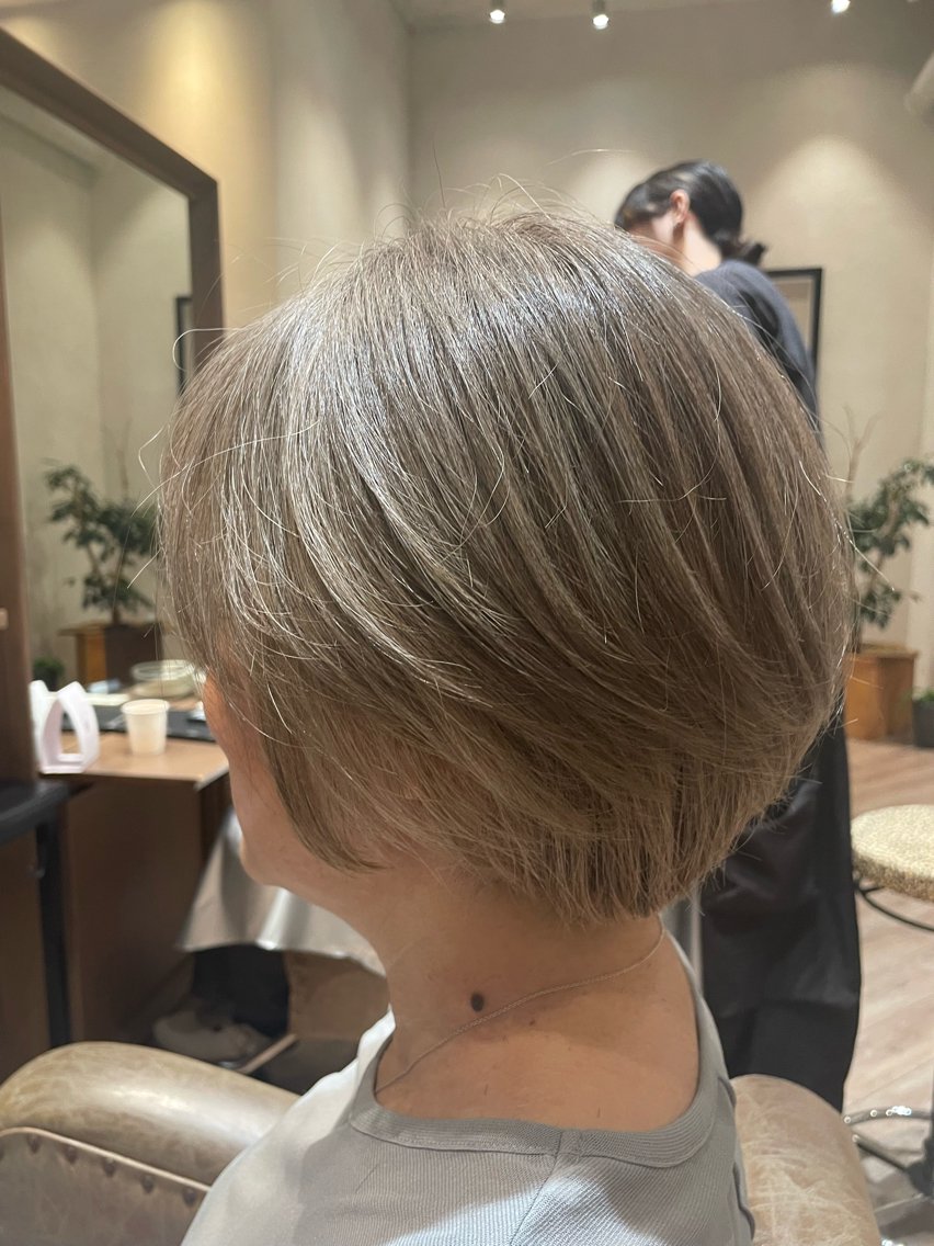 ショート 森 泉琴のヘアスタイル