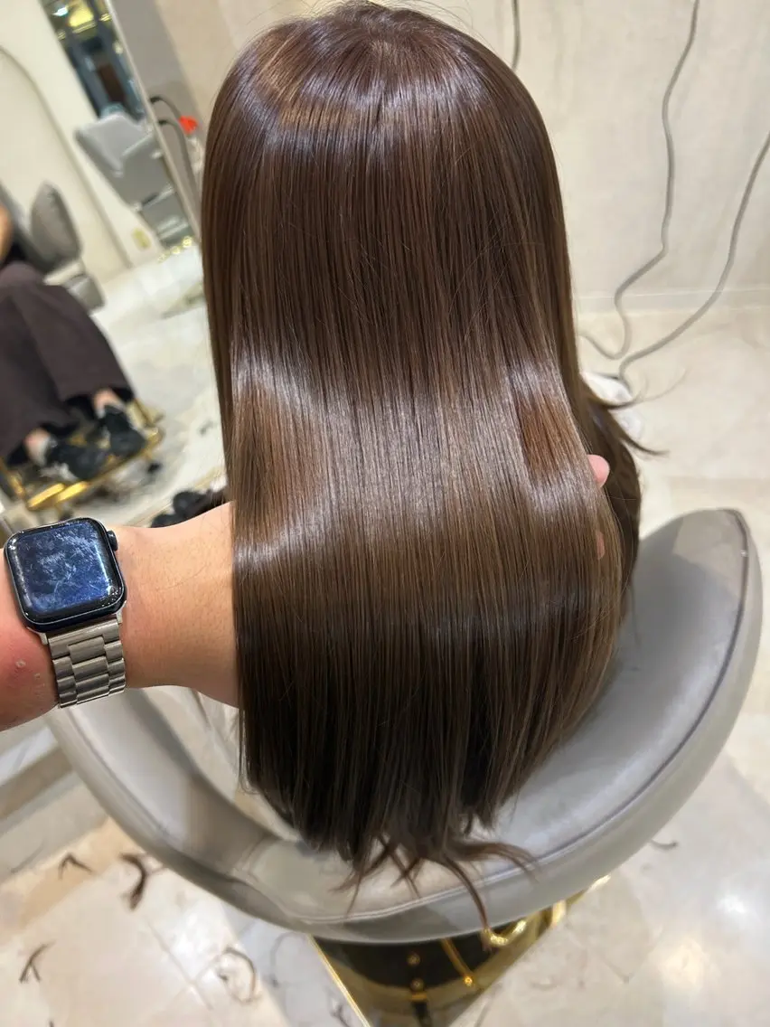 ロング カラー シールエクステ バレイヤージュ ベージュカラー ブリーチ ケアブリーチ カット ヘアカラー 大阪梅田/レイヤー/ ハイライト/yuuのヘアスタイル