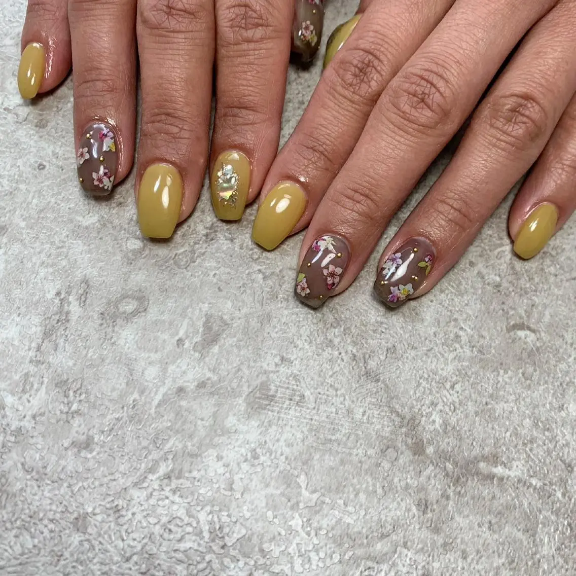 ネイル S. JEWELのネイルデザイン