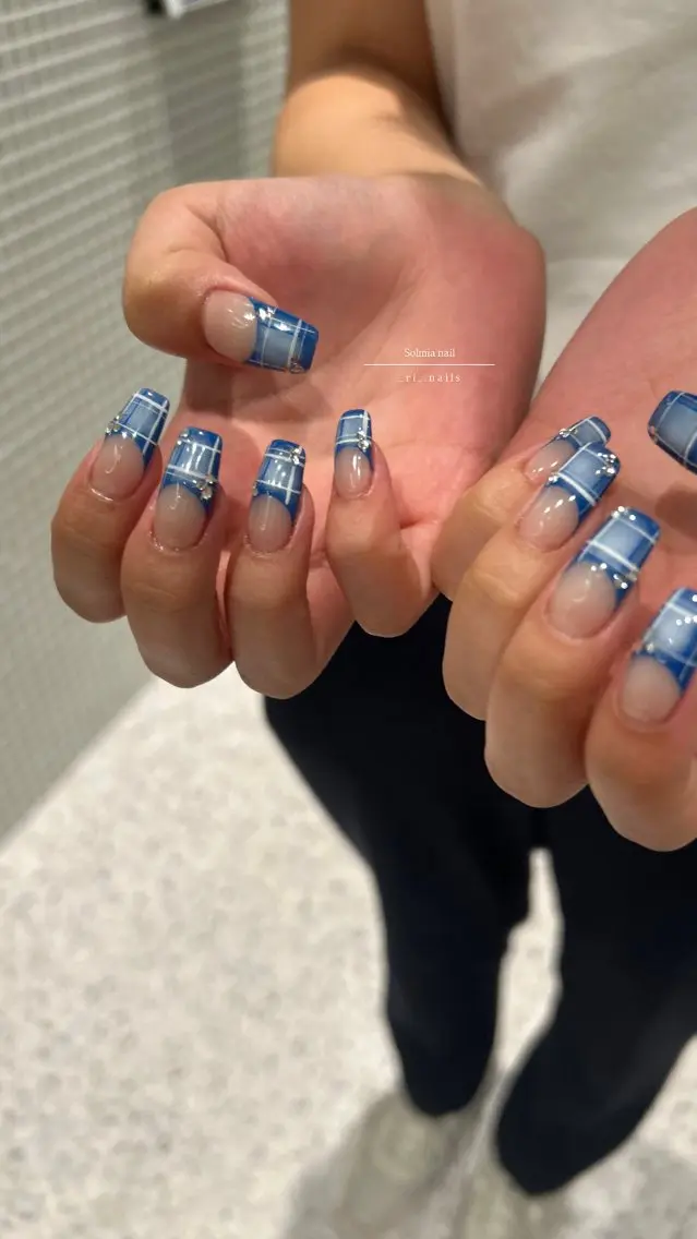 ネイル ハンドネイル . Linaのネイルデザイン