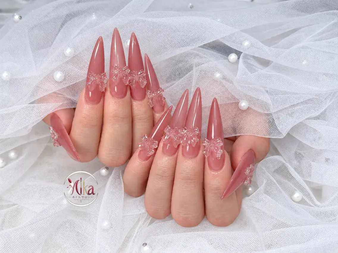 ロング ハンドネイル MIKA nail salonのネイルデザイン