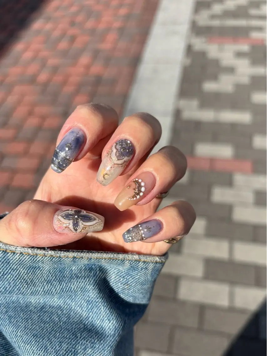 ネイル スカルプネイル ハンドネイル Nailsalon E's cafeのネイルデザイン