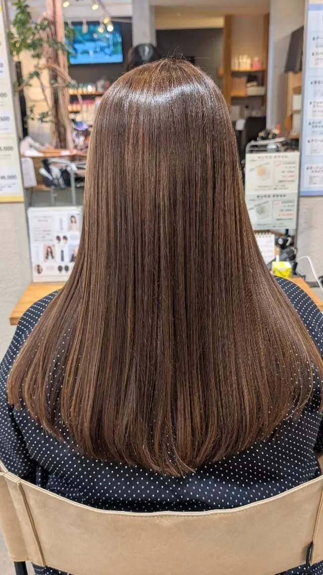 ロング パーマ 髪質改善 ストレートパーマ カット 縮毛矯正 【女性限定】 しおりのヘアスタイル