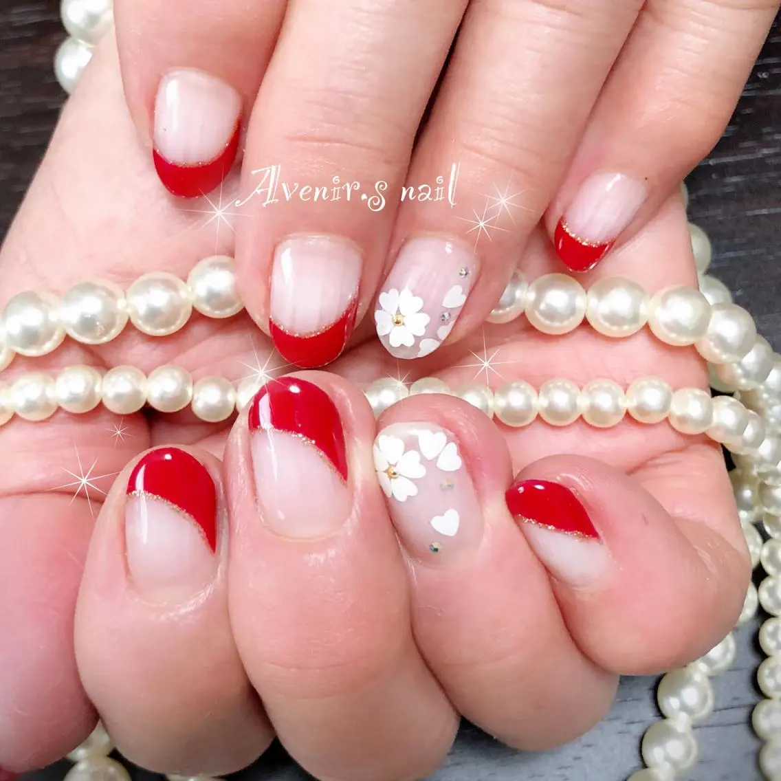 ネイル ハート ホログラムネイル Home Salon Avenir.のネイルデザイン