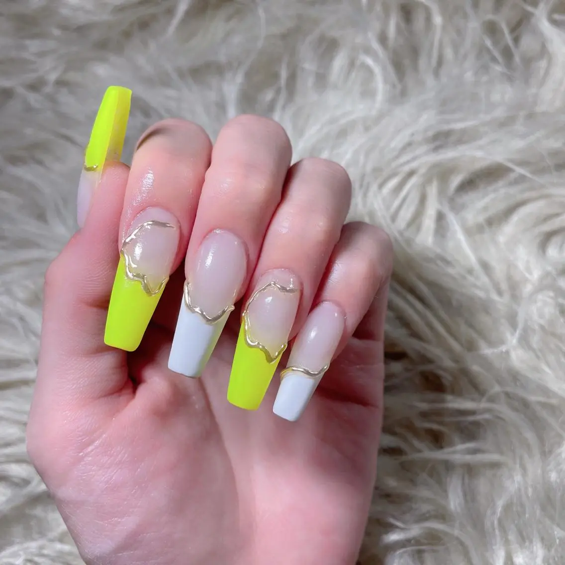ロング ネイル Y. Sのネイルデザイン