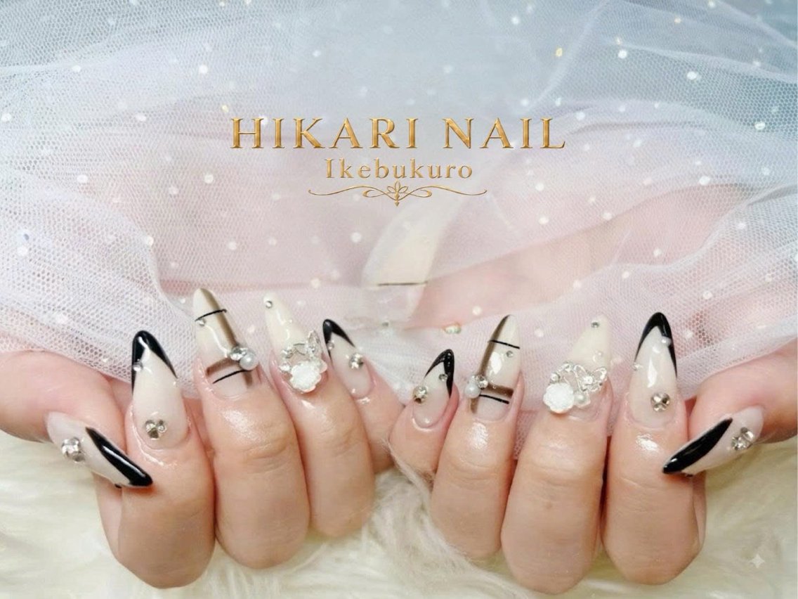 ネイル チークネイル 長さ出し フレンチネイル ガーリー ハロウィン ハンドネイル HikariNail Ikebukuroのネイルデザイン