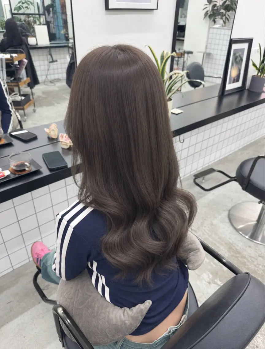 ロング カラー ヘアカラー 🩵しの🩵 JILLSTUDIOのヘアスタイル