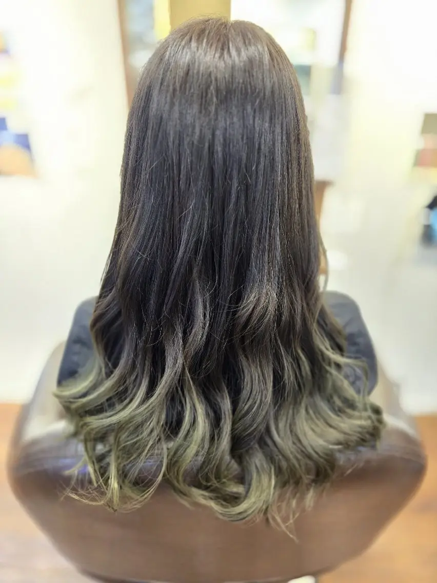 ロング ヘアカラー 透明感カラー/ ツヤ髪 石田のヘアスタイル