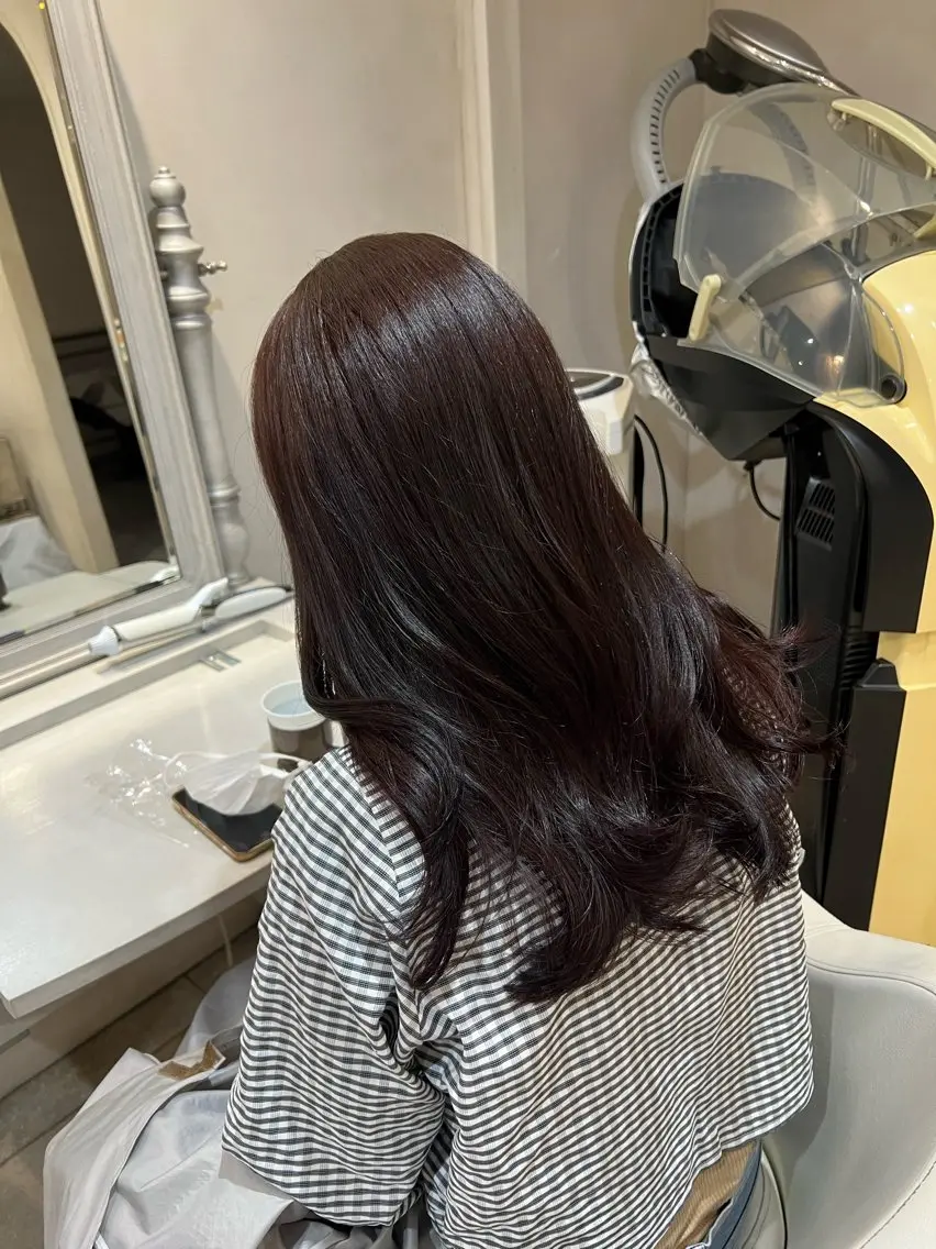 ロング カラー 菅沼 花琳のヘアスタイル
