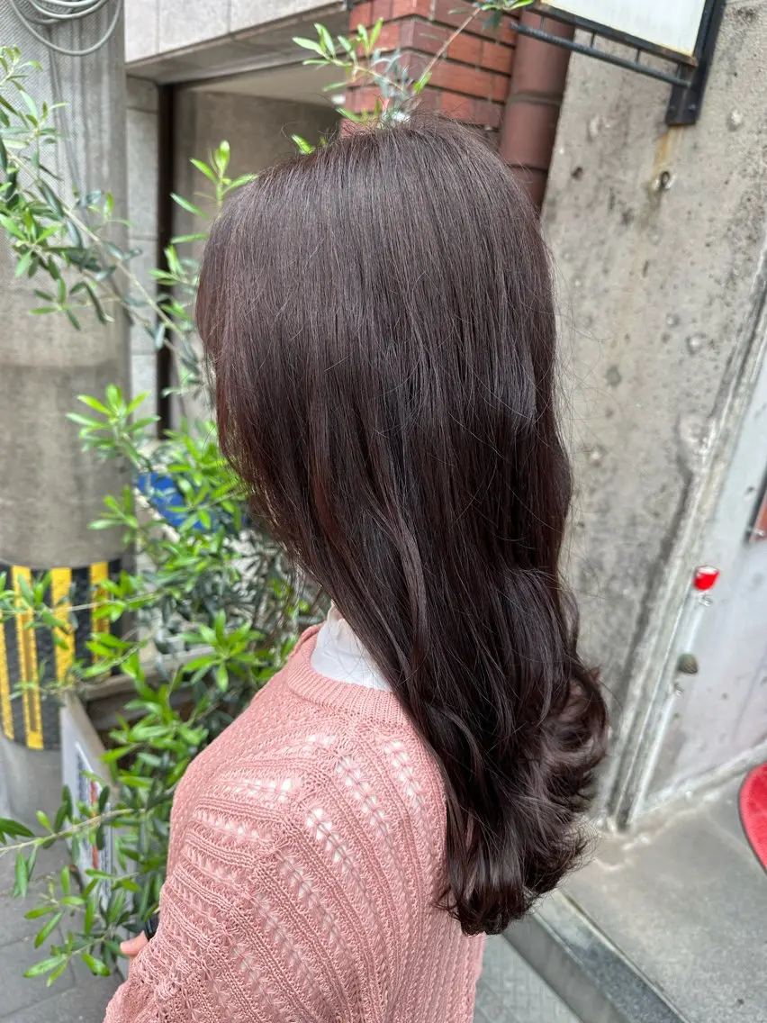 セミロング カラー グレージュ ラベンダーカラー ラベンダーグレージュ ラベンダーグレー おん眉美容師eMu✄ yuka‪🤍のヘアスタイル