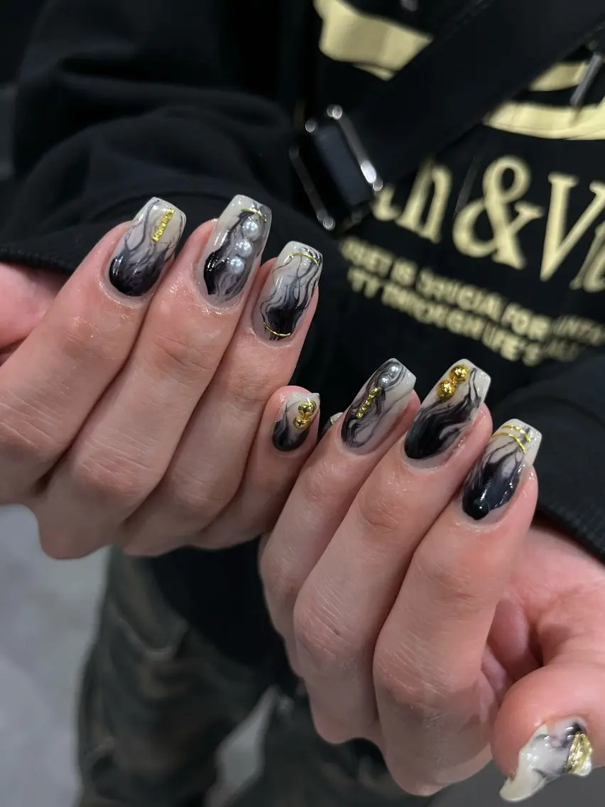 ネイル ハンドネイル Cleo 名古屋駅店 🖤EMIRIのネイルデザイン