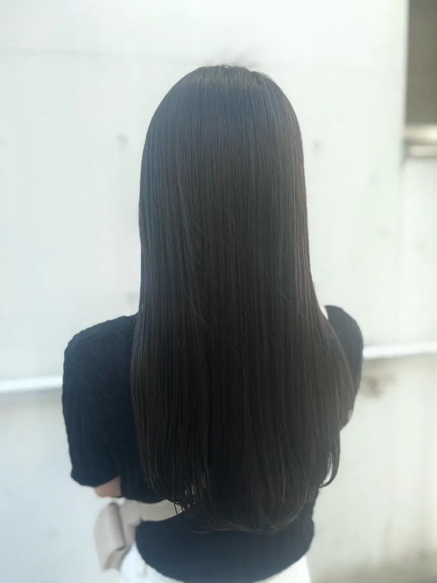 ロング ヘアカラー saaya💙 レイヤーカットのヘアスタイル