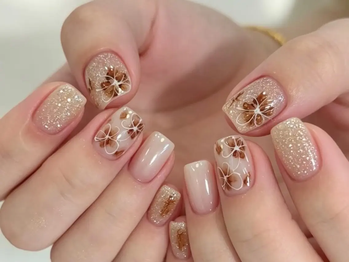 ミディアム ハンドネイル Atelier nail salonのネイルデザイン