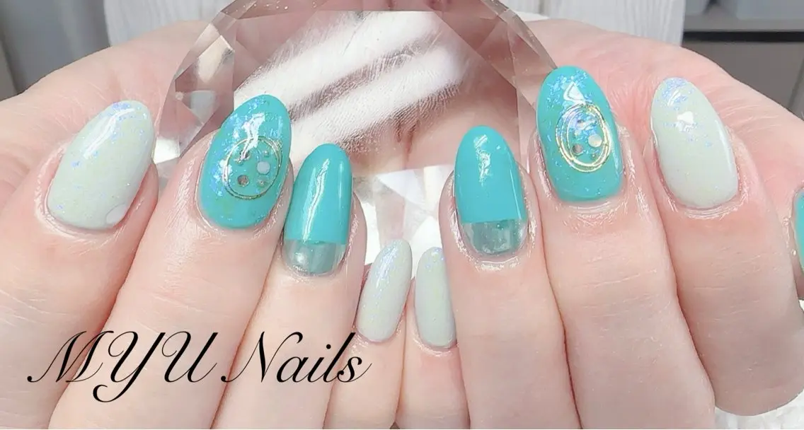 ネイル アートネイル ジェルネイル ミラーネイル 持ち込み ニュアンスネイル ニュアンスネイル🌈 MYU Nailsのネイルデザイン