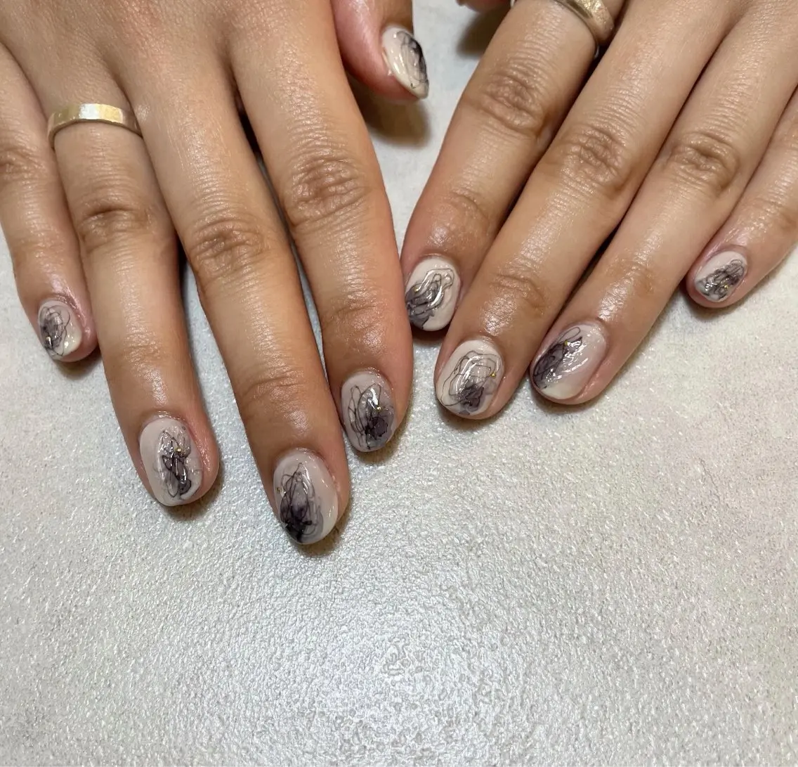 ネイル ハンドネイル Chestnuts_ Miyuのネイルデザイン