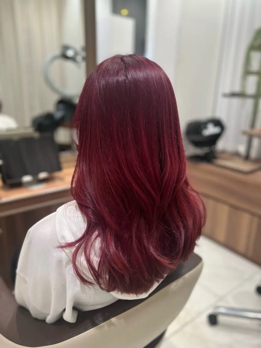 ロング カラー ヘアカラー 💗渋谷/韓国/レイ ヤー顔周りSayaのヘアスタイル