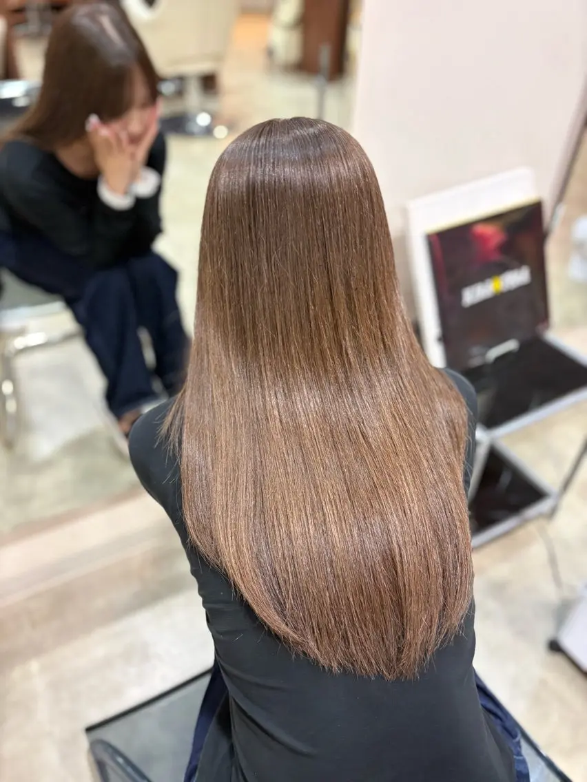 ロング カラー W_SALON CONOCAのヘアスタイル