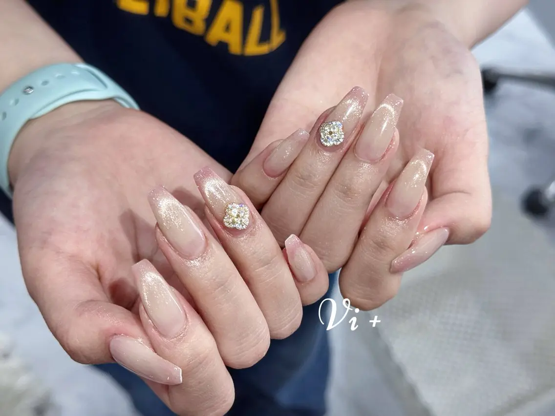 ネイル ハンドネイル ✨Nailsalon Vi+✨のネイルデザイン
