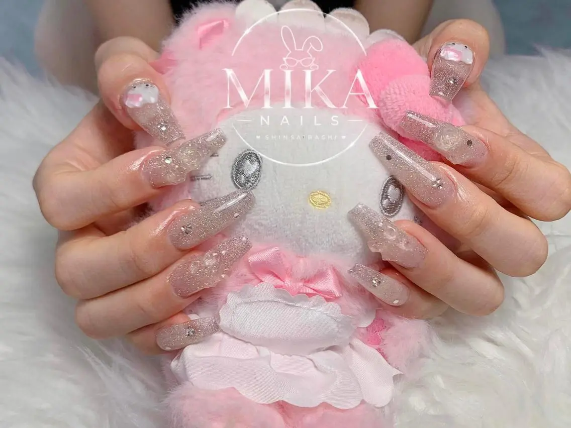 ネイル アートネイル チークネイル ドット フットネイル フレンチネイル ちみ ちゃん mikaのネイルデザイン
