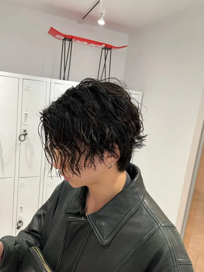 ショート パーマ メンズ メンズパーマ スパイキーショート 波巻きパーマ ショートヘア 波巻きスパイラル🌀 新潟/万代/山下優のヘアスタイル