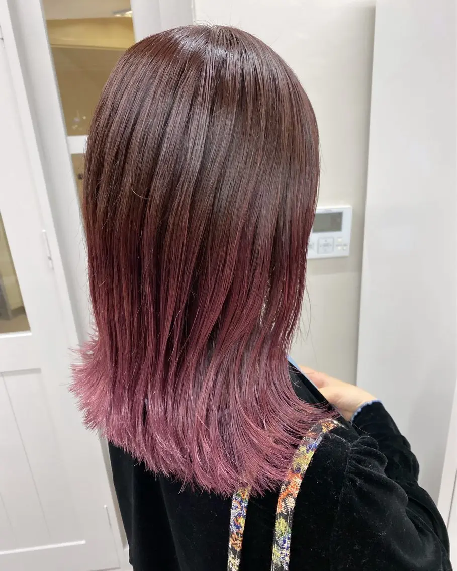 セミロング カラー グラデーションカラー レイヤー暖色カラー 池袋Yamamotoのヘアスタイル