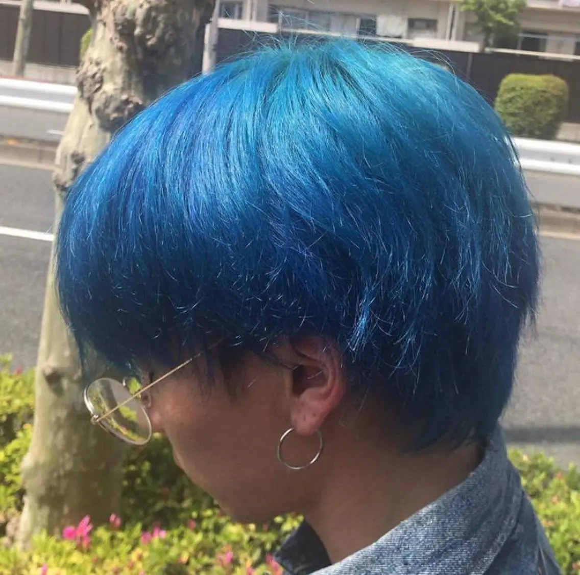 ショート カラー メンズ メンズブリーチ ブリーチ ブルーカラー 原一真/ 外国人ショートヘアのヘアスタイル