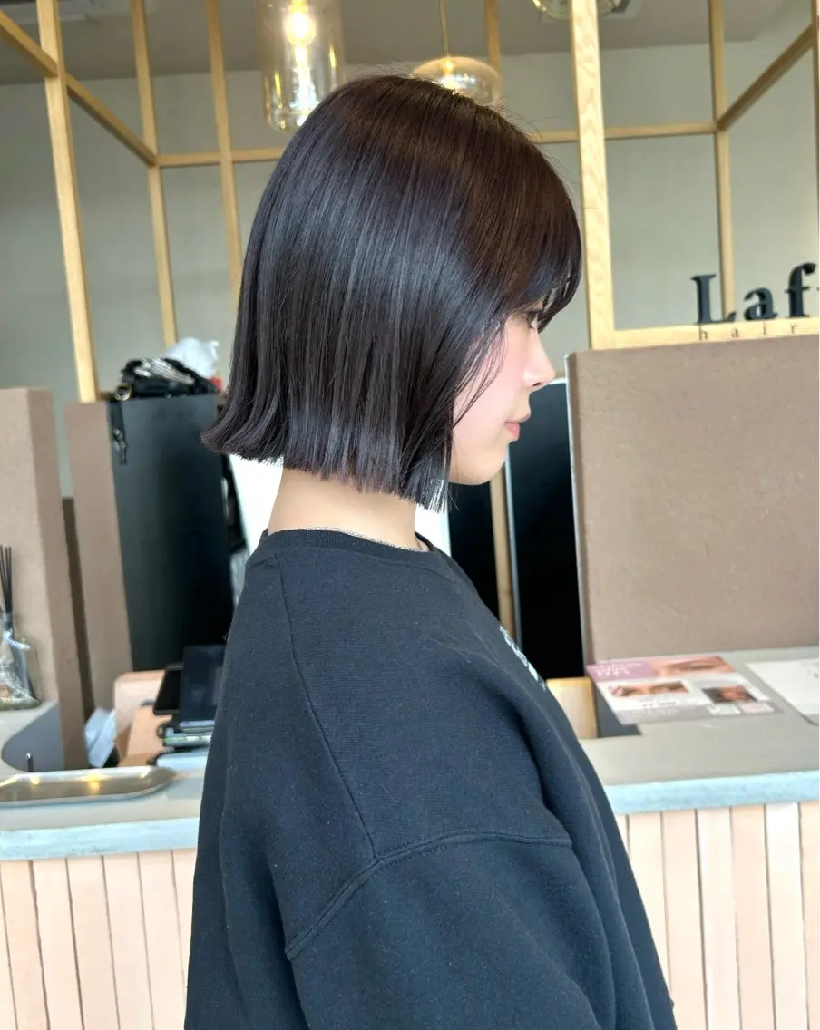 ショート ボブ カット ヘアカラー 阿部野 明優梨のヘアスタイル