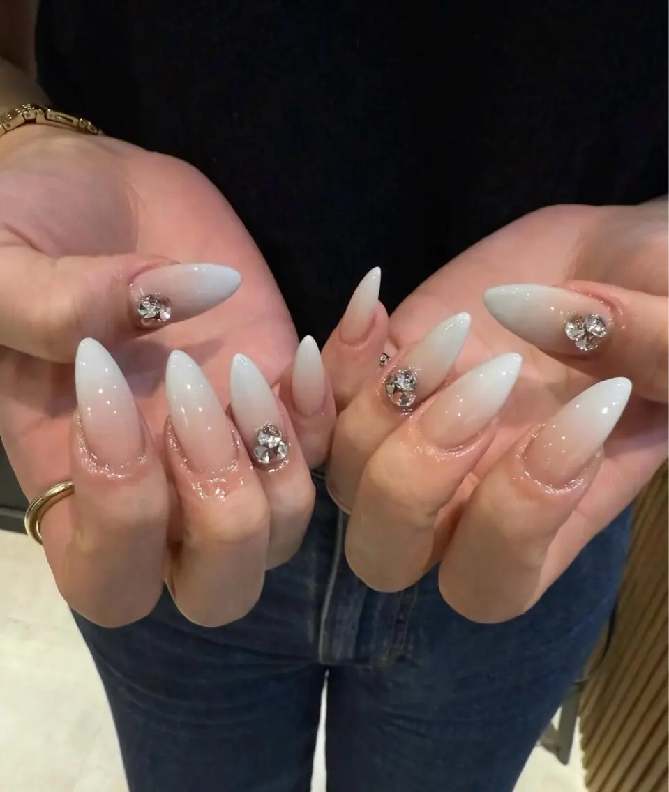 ネイル ハンドネイル BERA NAILSのネイルデザイン