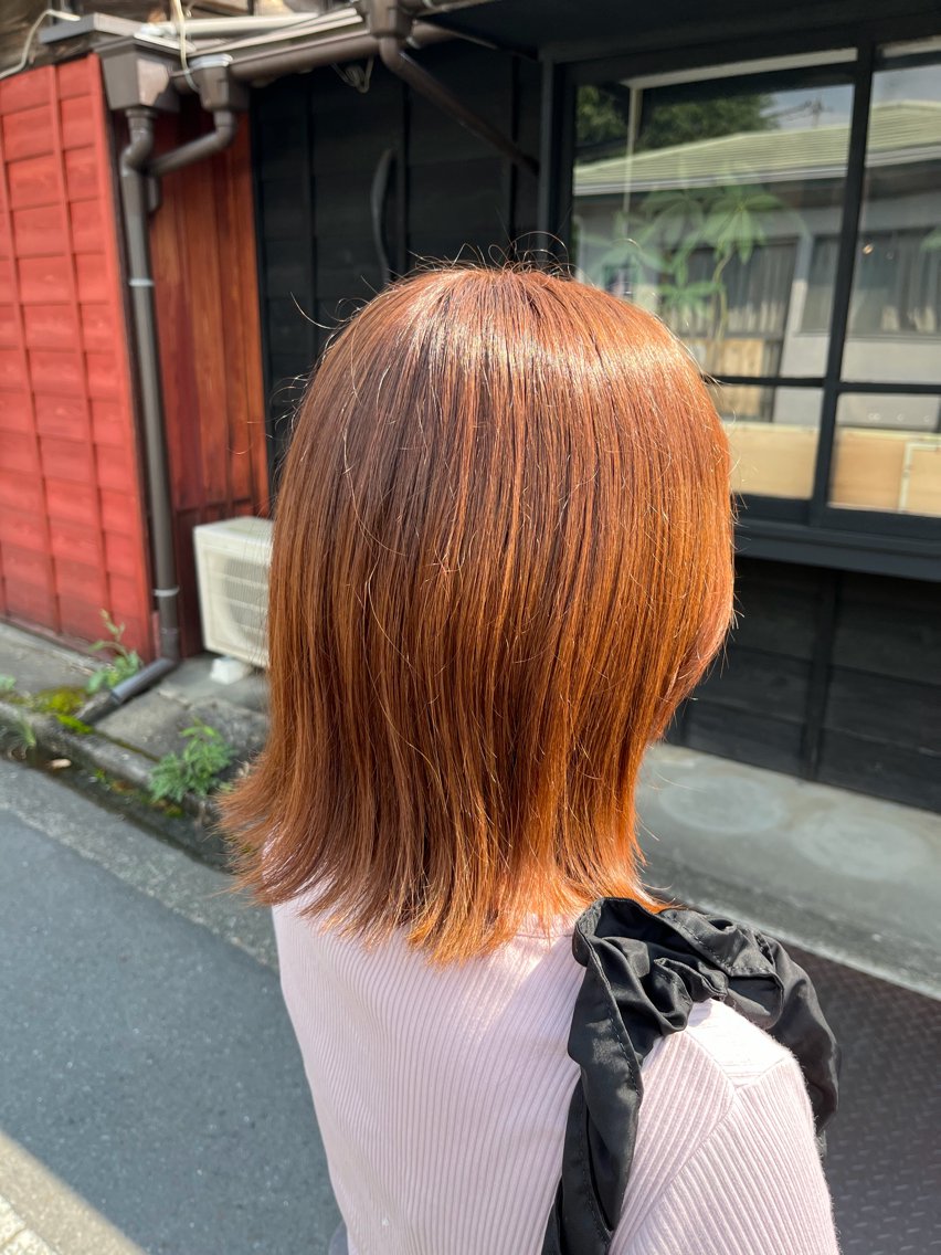 ミディアム 髙木 麻衣のヘアスタイル