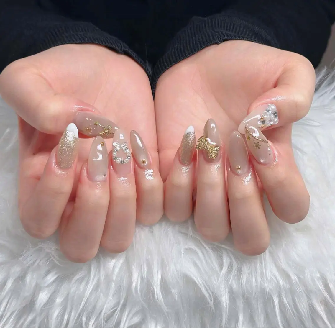 ネイル フレンチネイル ジェルネイル ガラスフレンチ ハロウィン ハート ハンドネイル H.baby Nail Salonのネイルデザイン
