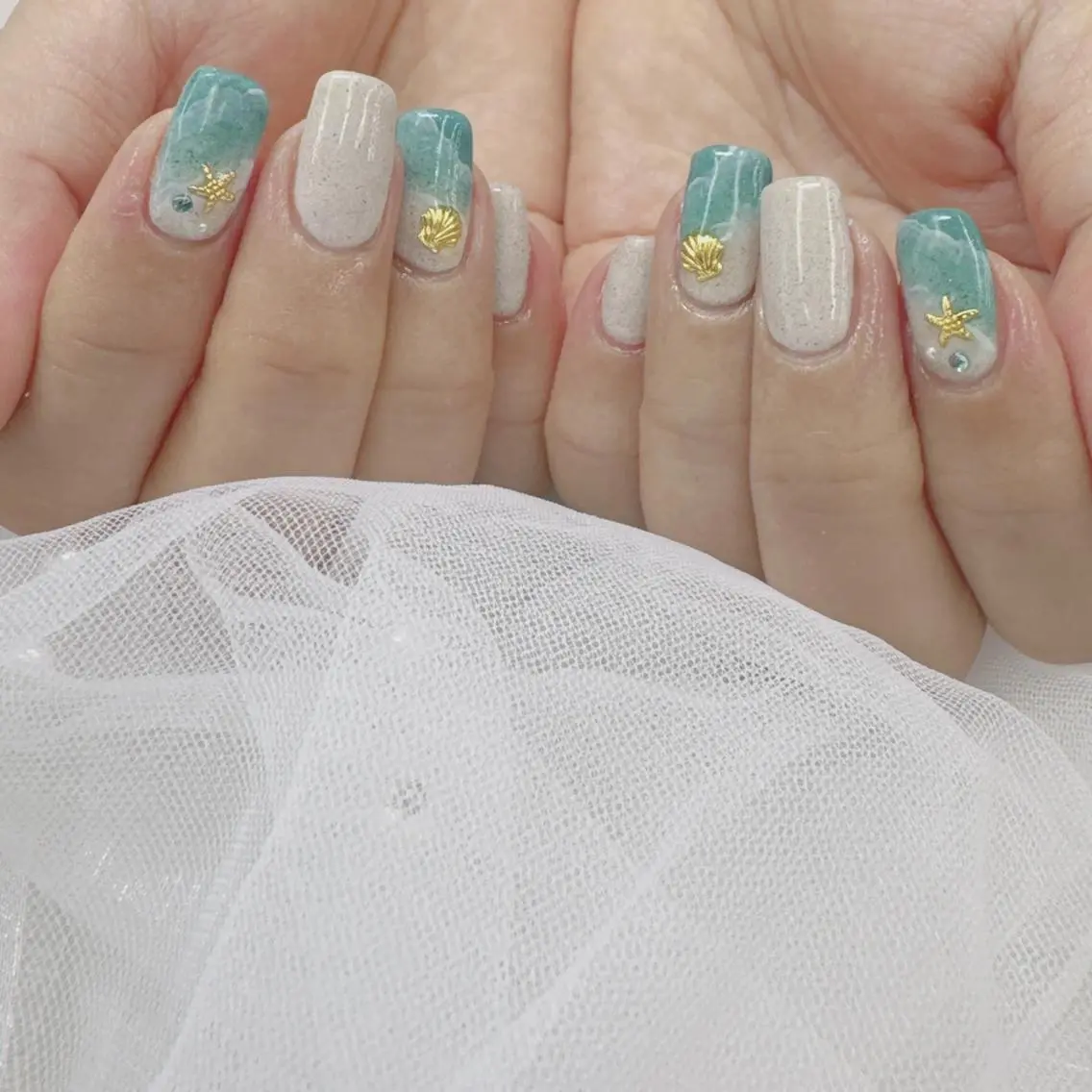 ネイル Nail salon Honey Beeのネイルデザイン