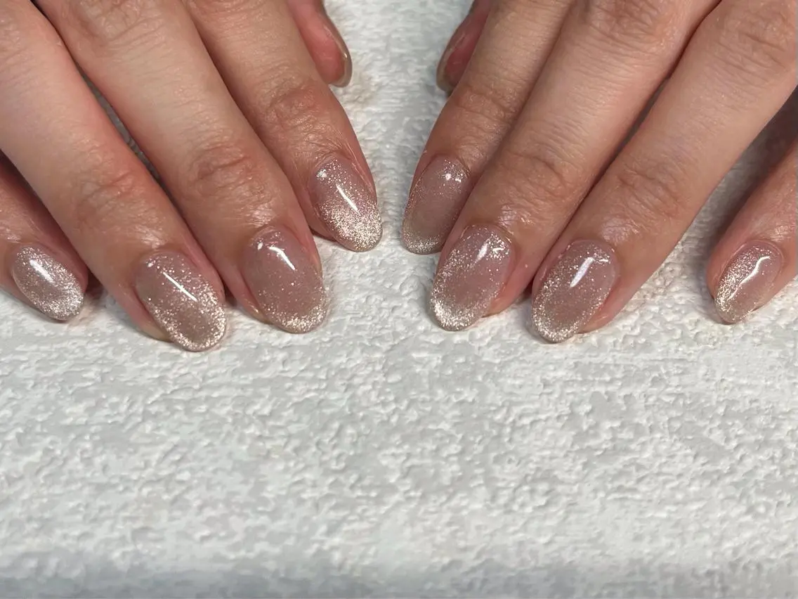 ネイル オーロラネイル フラワーネイル フットネイル フレンチネイル ジェルネイル ハンドネイル mogunail &blowのネイルデザイン
