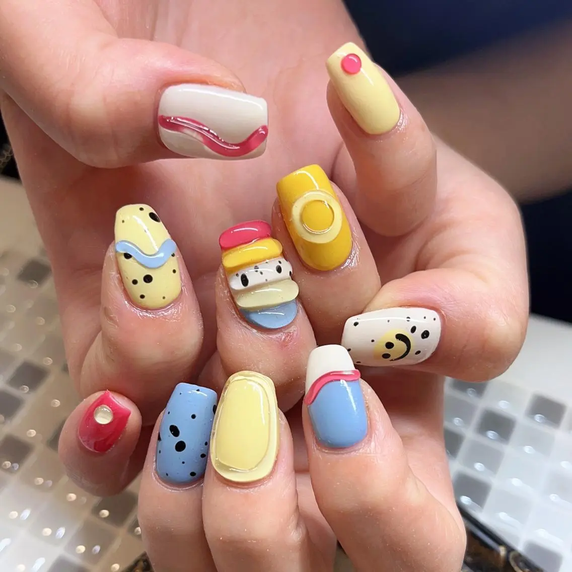 ネイル アートネイル nailist yuiのネイルデザイン