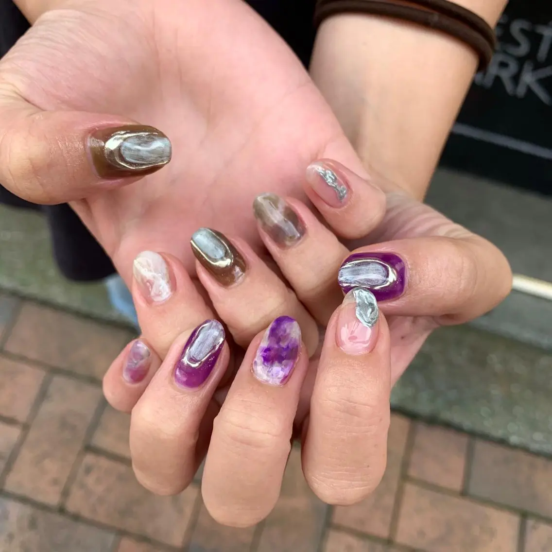ネイル ニュアンスネイル パープル シルバー ハンドネイル Kureha/ネイル トレンドヘアのネイルデザイン