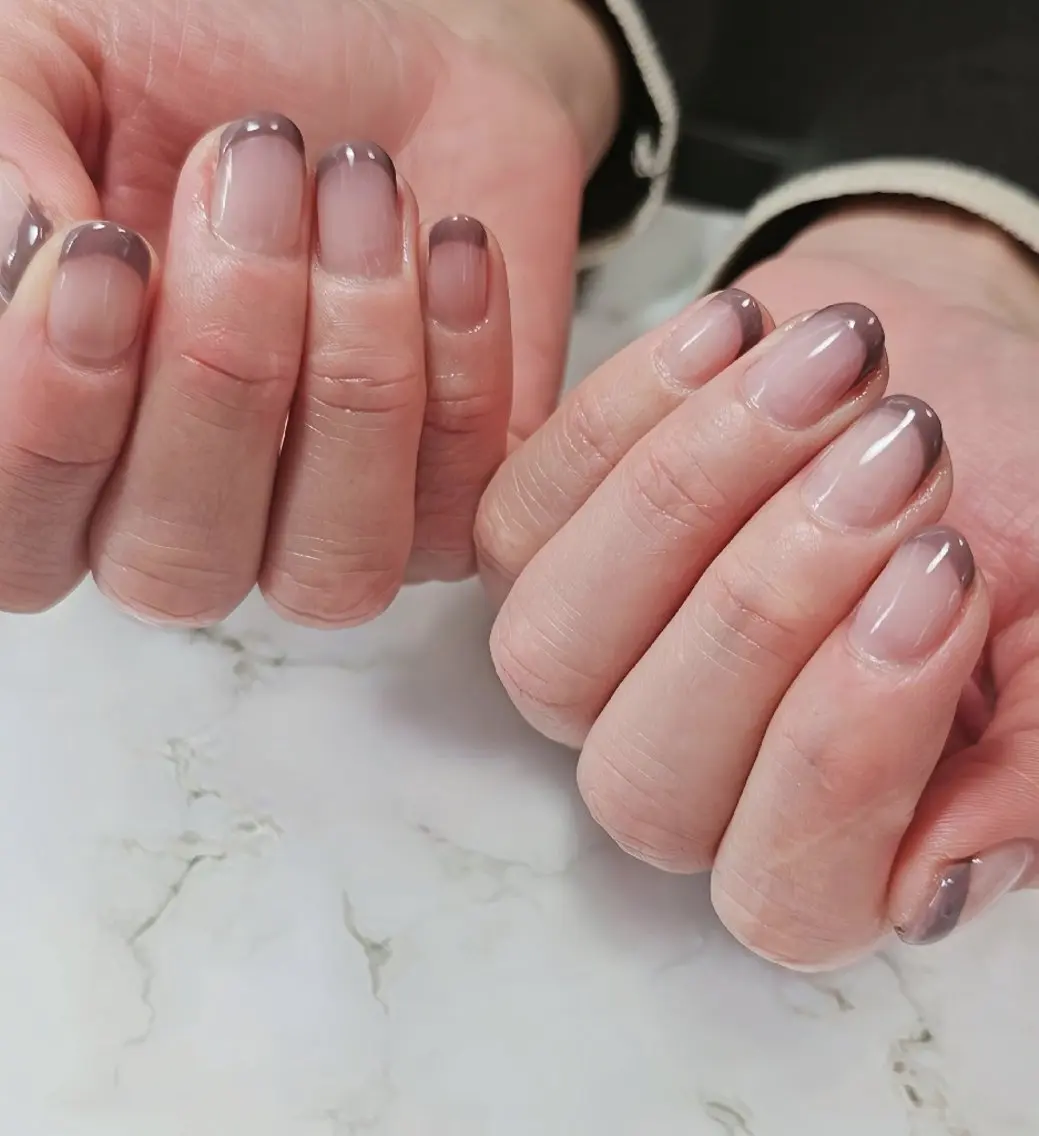 ネイル フレンチネイル オフィスネイル Chika  Nail MIRAIのネイルデザイン