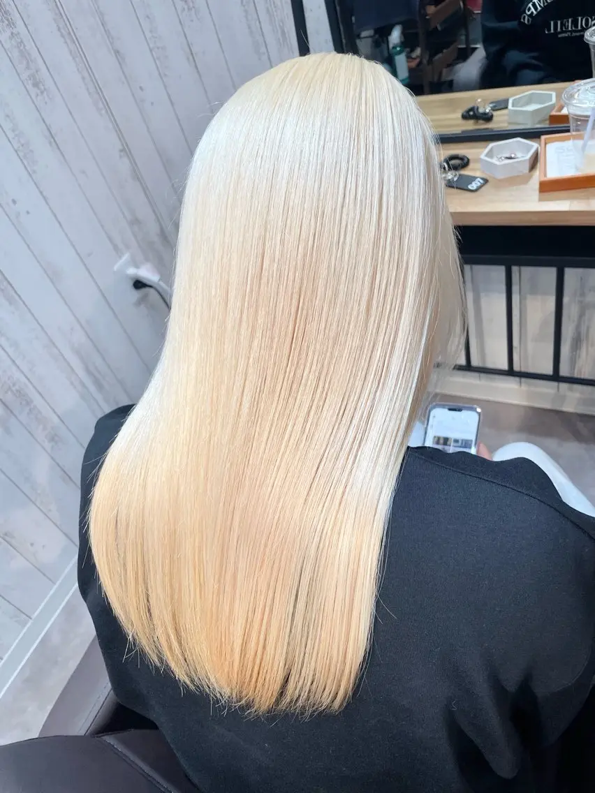 ロング ヘアカラー ブリーチ特化🎖️ピ ンクカラー高橋さやかのヘアスタイル