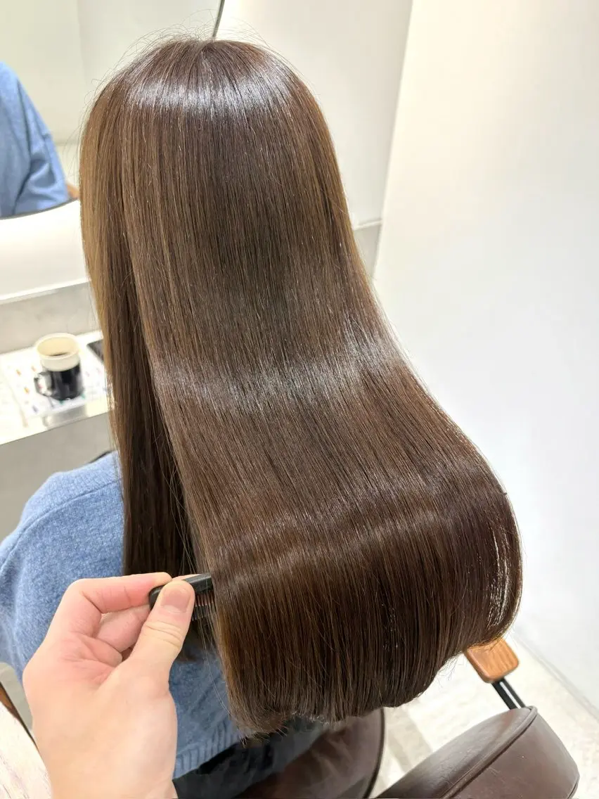 ロング 髪質改善 トリートメント 髪質改善 縮毛矯正/ レイヤー/銀座/本木のヘアスタイル