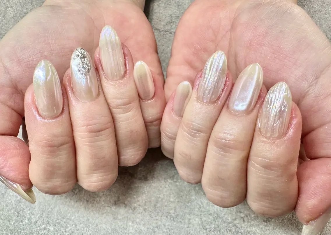 ネイル アートネイル ハンドネイル 高多 瑠美のネイルデザイン