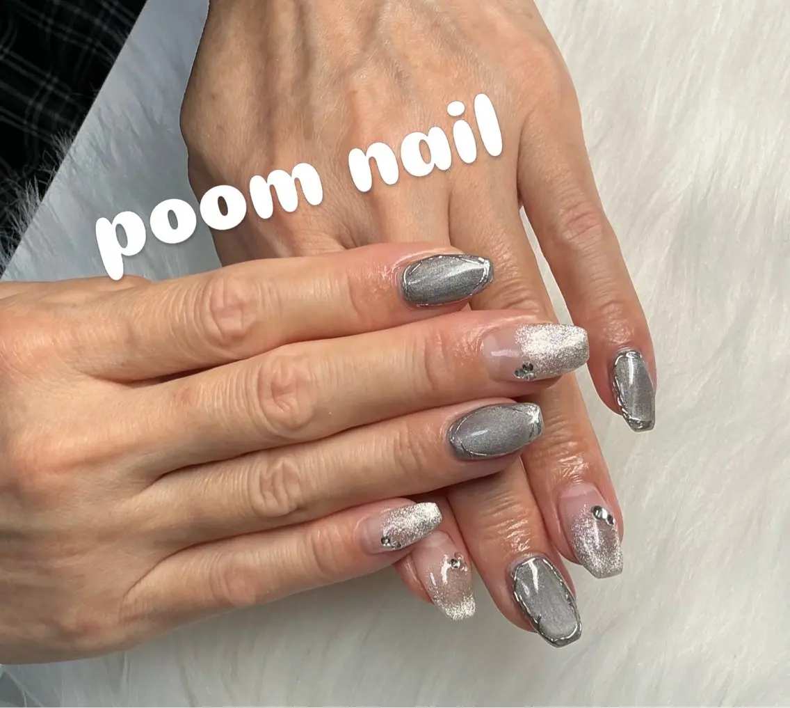 ネイル マグネットネイル ミラーネイル poom nailのネイルデザイン