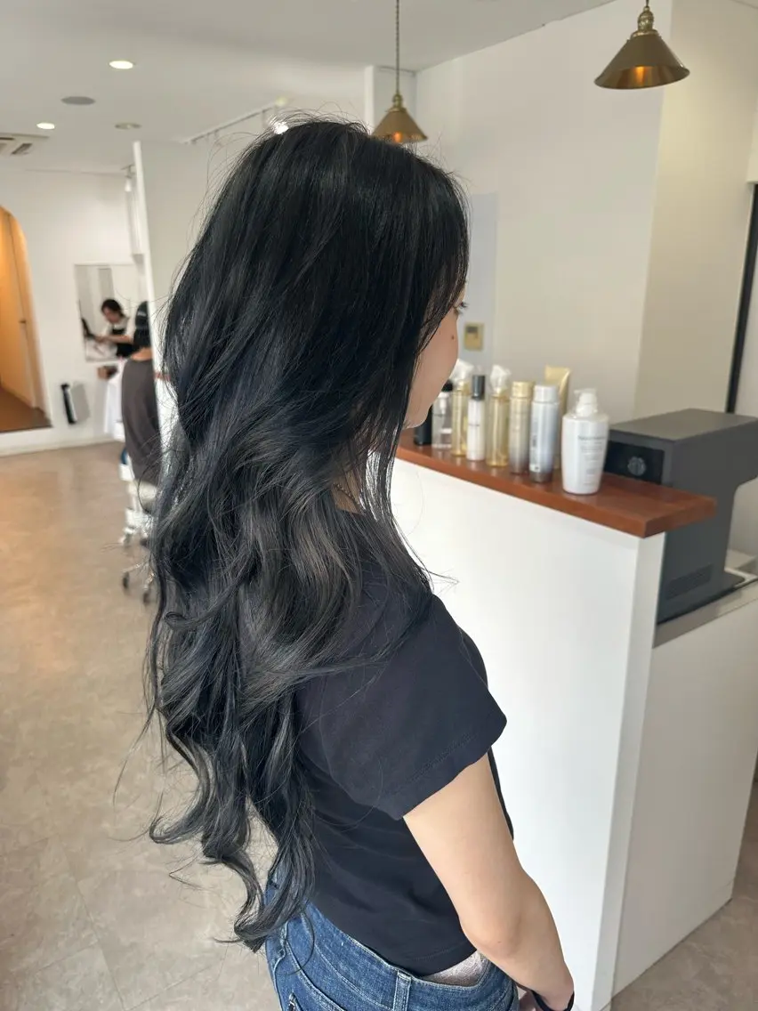 カラー 🍃 𝙍𝙀𝙉𝘼のヘアスタイル