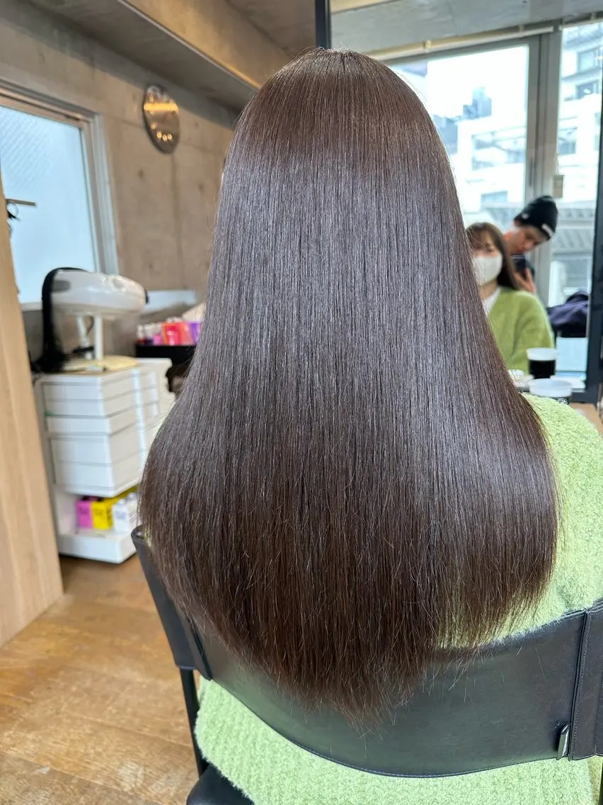ロング カラー アディクシーカラー ブリーチ ケアブリーチ ダブルカラー イヤリングカラー DAIKIベージュ 🍂レイヤーカットのヘアスタイル
