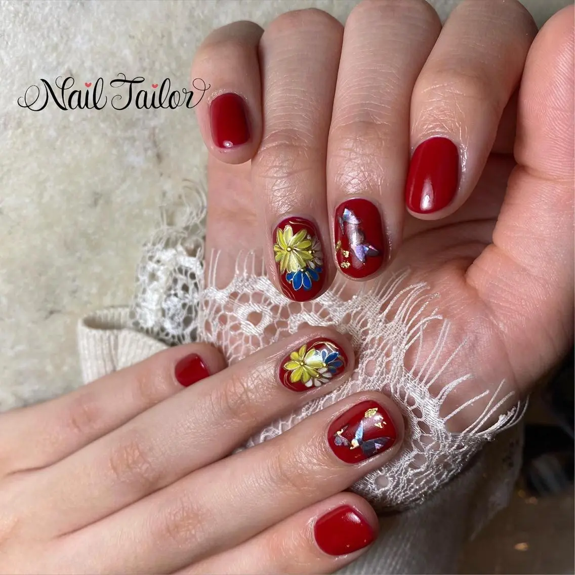 ネイル アートネイル 成人式 フラワーネイル 赤色 NailTailor ネイルテイラーのネイルデザイン