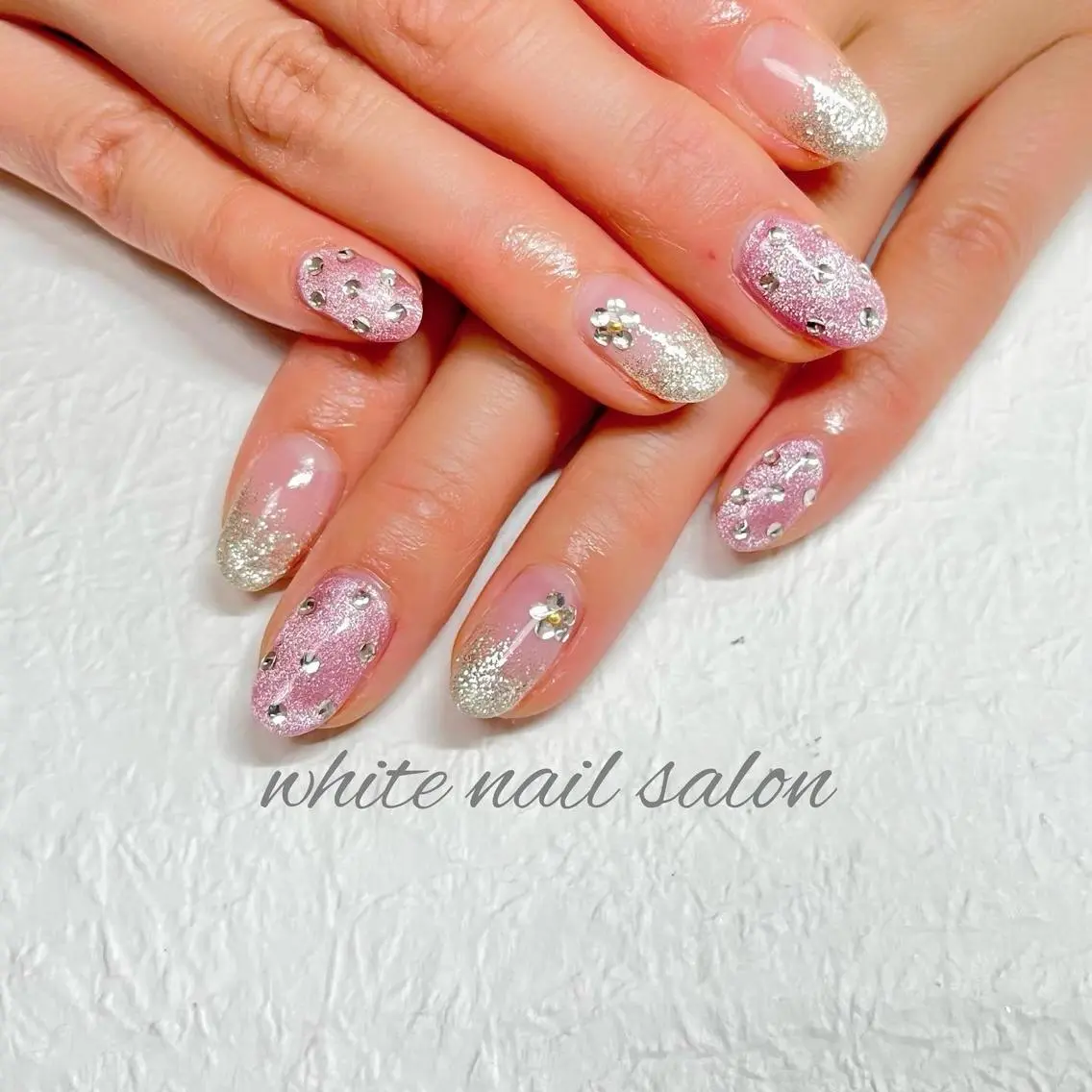 ネイル ジェルネイル ハードジェル ラメ(グリッター) 持ち込み ソフトジェル ハンドネイル white nail salonのネイルデザイン
