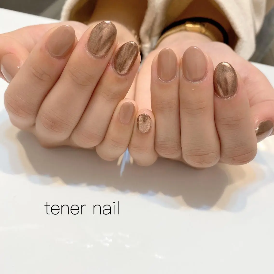 ネイル ブラウン ミラーネイル テネルネイル tener nailのネイルデザイン