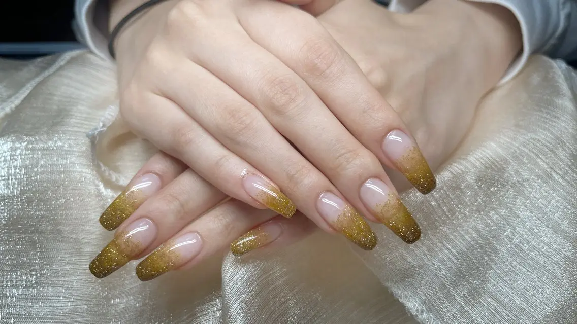 ネイル ハンドネイル Azel nail 伊野麗のネイルデザイン
