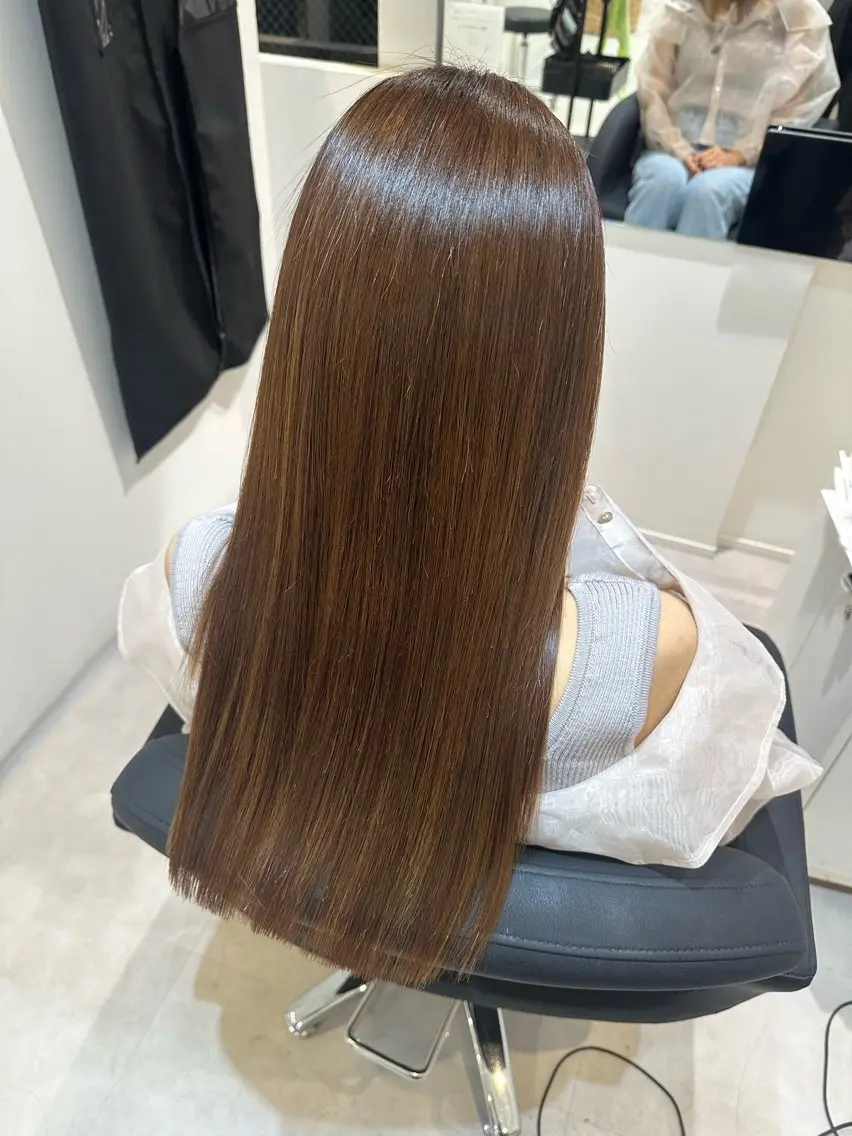 セミロング Emuest心斎橋 SAKIのヘアスタイル