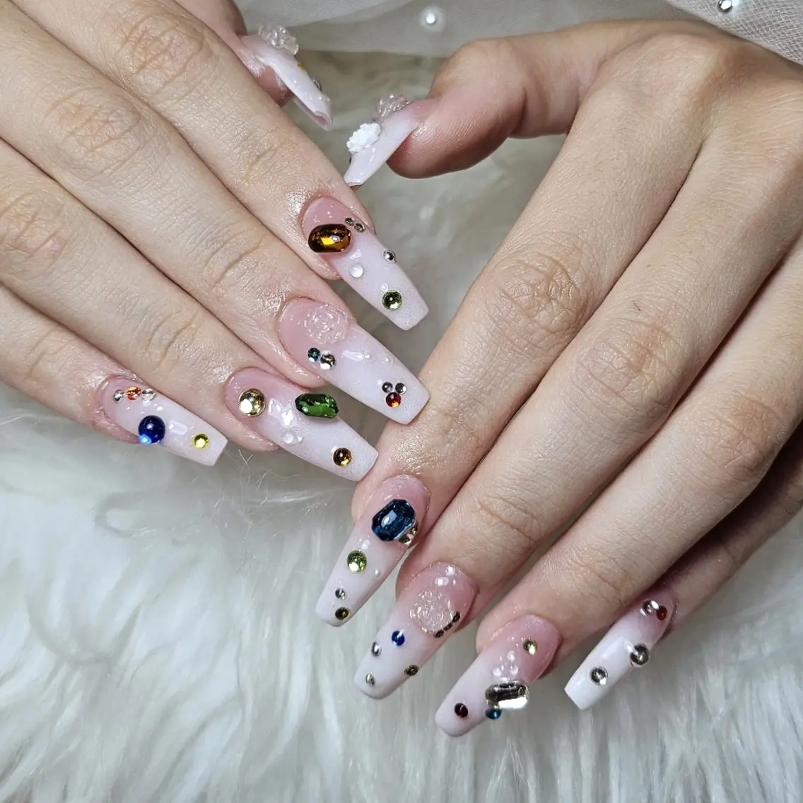 ミディアム ハンドネイル Sora NAILのネイルデザイン