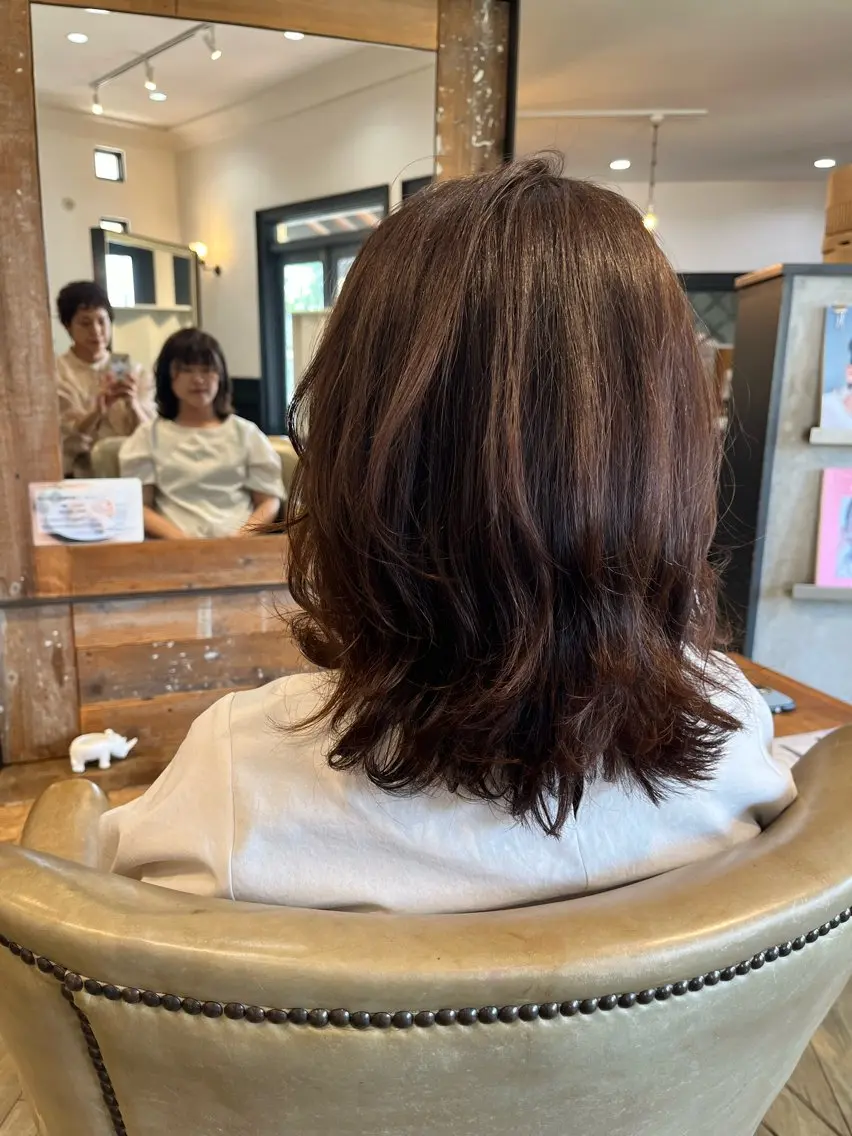 セミロング レイヤーカット 蟹江/ショート/ボブ パーマ/上坪あずさのヘアスタイル