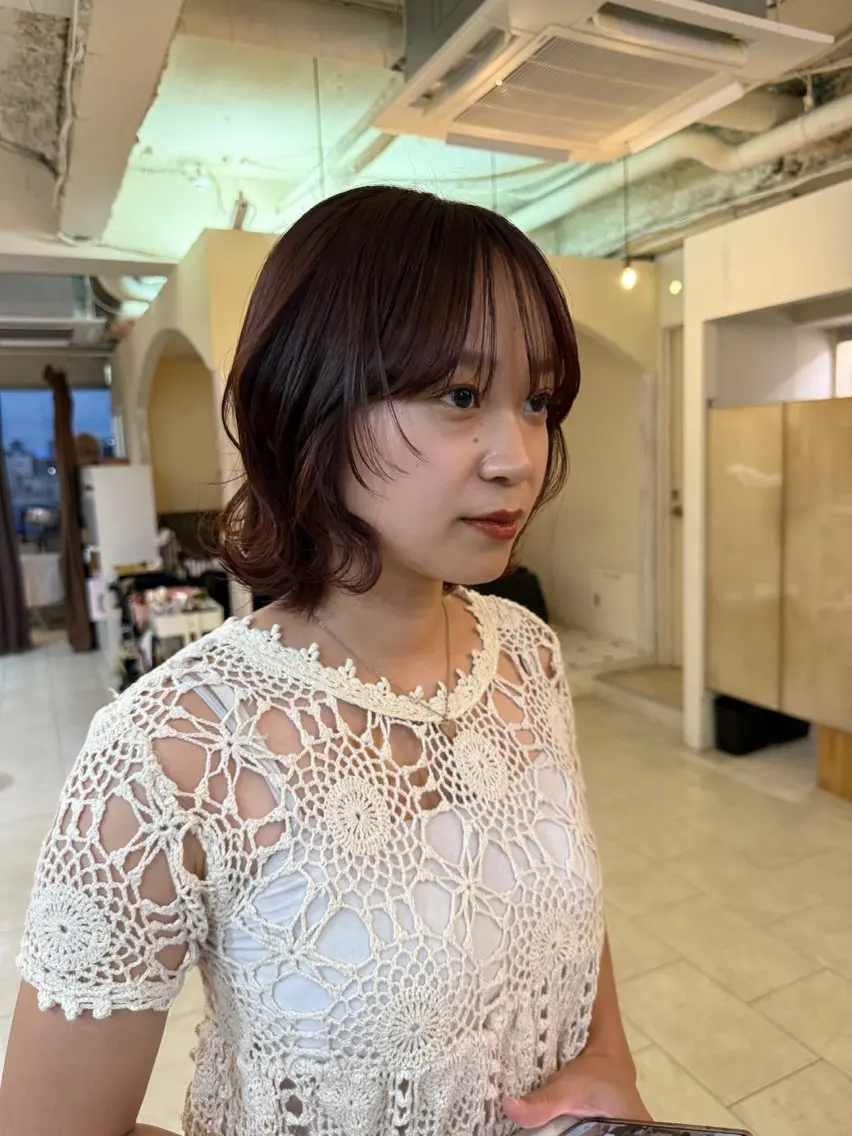 ショート ヘアカラー Maho/海外 レイヤー/ハッシュのヘアスタイル
