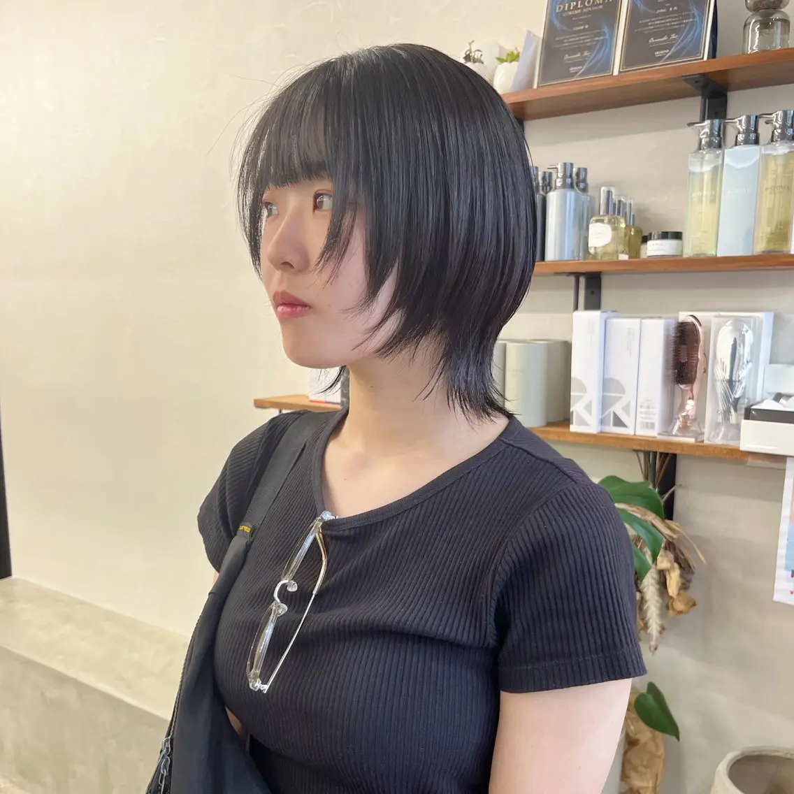 ショート ボブ レイヤーカット 似合わせカット ショートヘア ウルフカット カット トリートメント 初めてのショート お任せください✂️のヘアスタイル